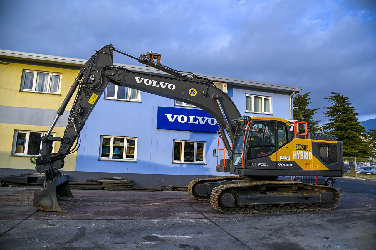 Volvo EC250EL Hybrid - Lintekskavaator: pilt 3 Volvo EC250EL Hybrid - Lintekskavaator: pilt 3