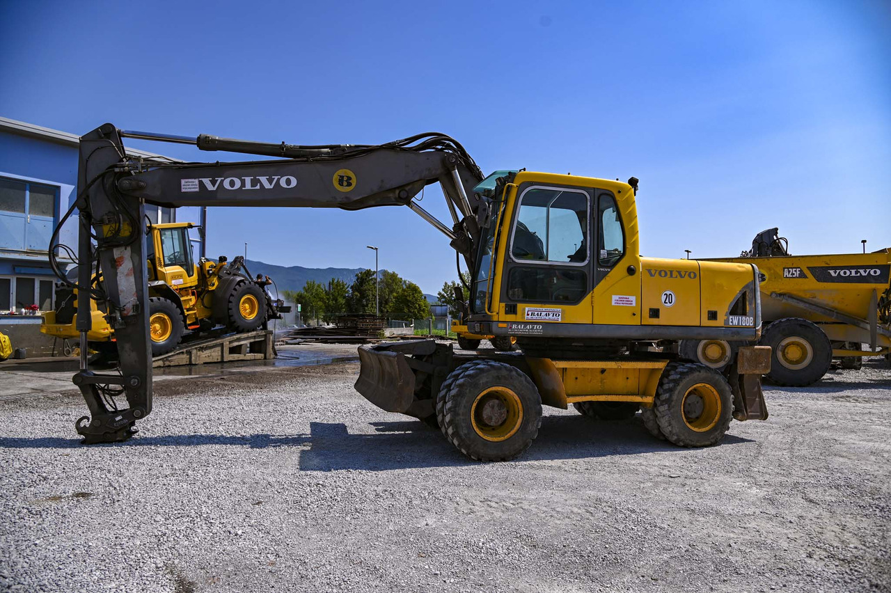 Volvo EW180B - Ratastel ekskavaator: pilt 2 Volvo EW180B - Ratastel ekskavaator: pilt 2