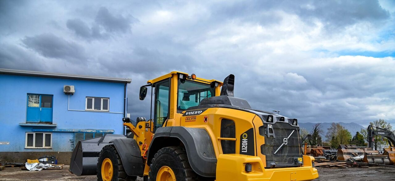 Volvo L120H - Rataslaadur: pilt 3 Volvo L120H - Rataslaadur: pilt 3