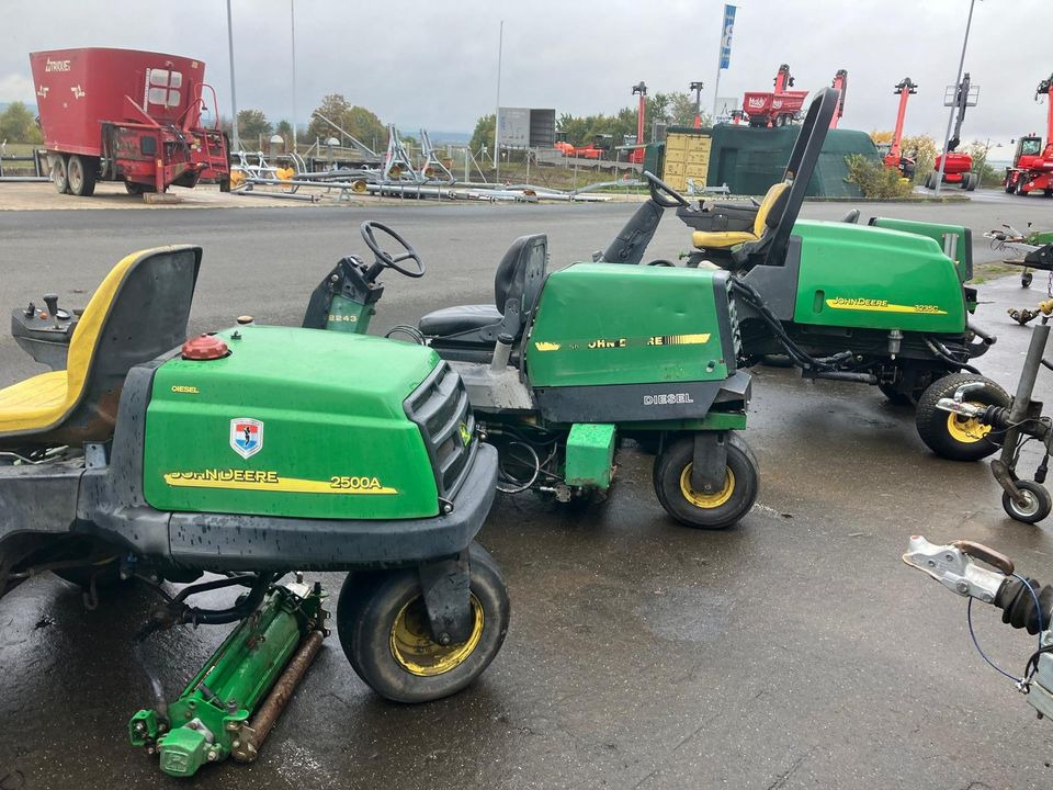 John Deere Spindelmäher, Großflächenmäher 2243, 2500A, 3235C - Muruniiduk: pilt 2 John Deere Spindelmäher, Großflächenmäher 2243, 2500A, 3235C - Muruniiduk: pilt 2