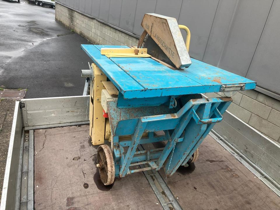Wipp Tischkreissäge für Brennholz - Garaažiseadmed: pilt 1 Wipp Tischkreissäge für Brennholz - Garaažiseadmed: pilt 1