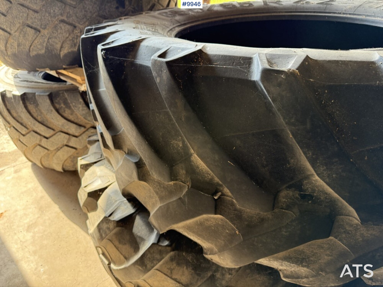 2 tires for tractor Pirelli 650/65R42 - Rehv - Traktor: pilt 3 2 tires for tractor Pirelli 650/65R42 - Rehv - Traktor: pilt 3