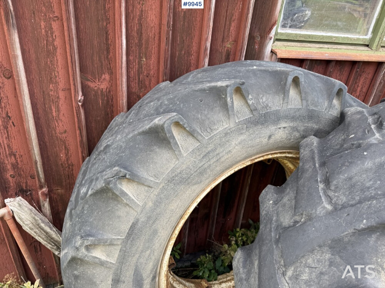 2 tractor tires with rims and rings - Komplektne ratas - Traktor: pilt 4 2 tractor tires with rims and rings - Komplektne ratas - Traktor: pilt 4