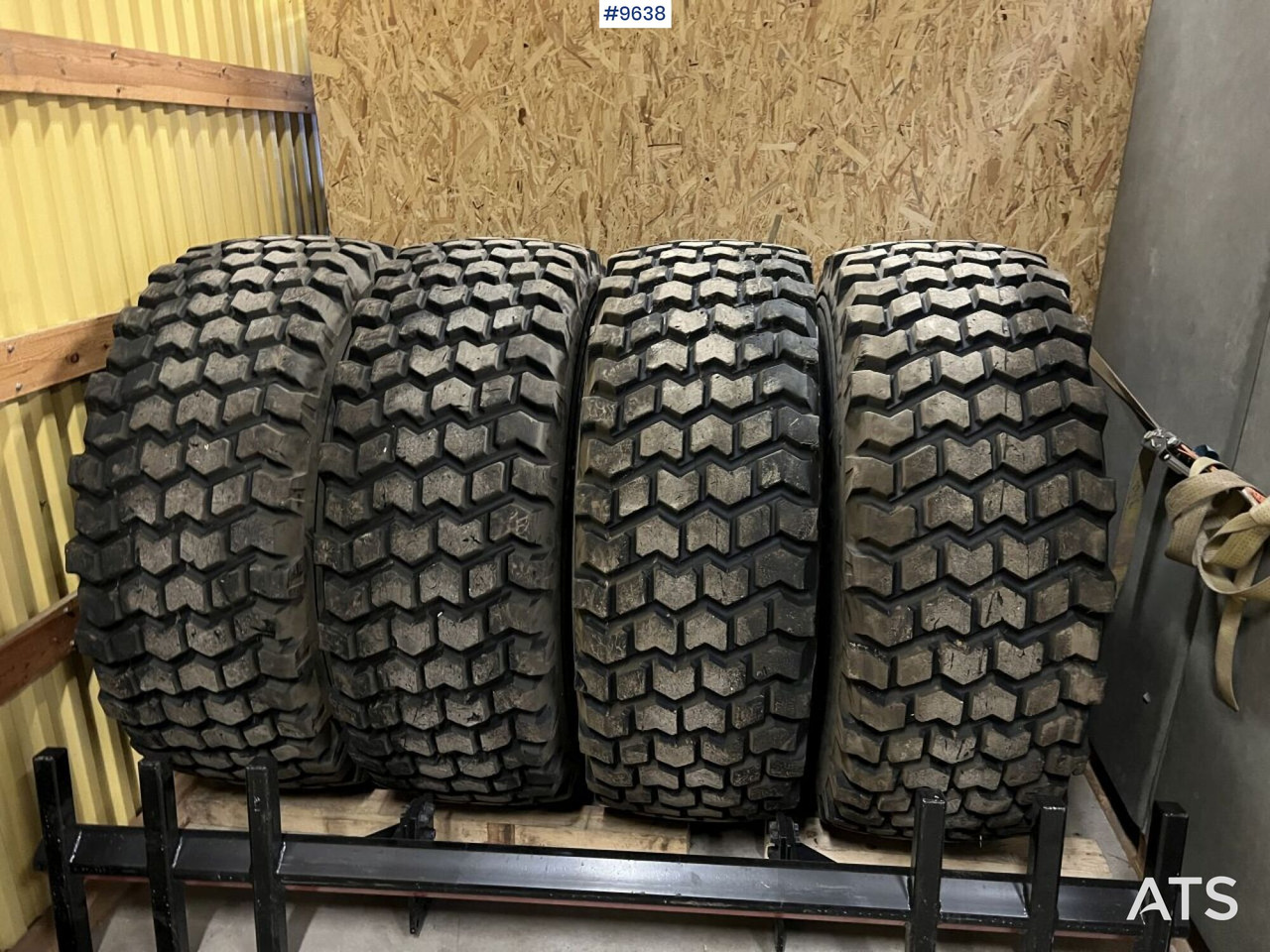 4 Nokian 20.5R25 tires on rims - Komplektne ratas - Ehitusmasinad: pilt 3 4 Nokian 20.5R25 tires on rims - Komplektne ratas - Ehitusmasinad: pilt 3