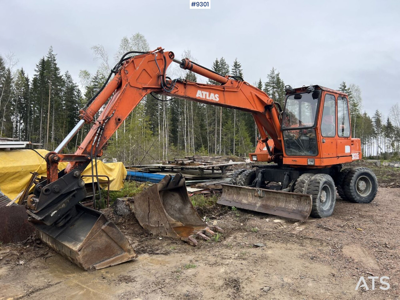 Atlas 1302 E Wheeled excavator with attachments (VIDEO) - Ratastel ekskavaator: pilt 1 Atlas 1302 E Wheeled excavator with attachments (VIDEO) - Ratastel ekskavaator: pilt 1
