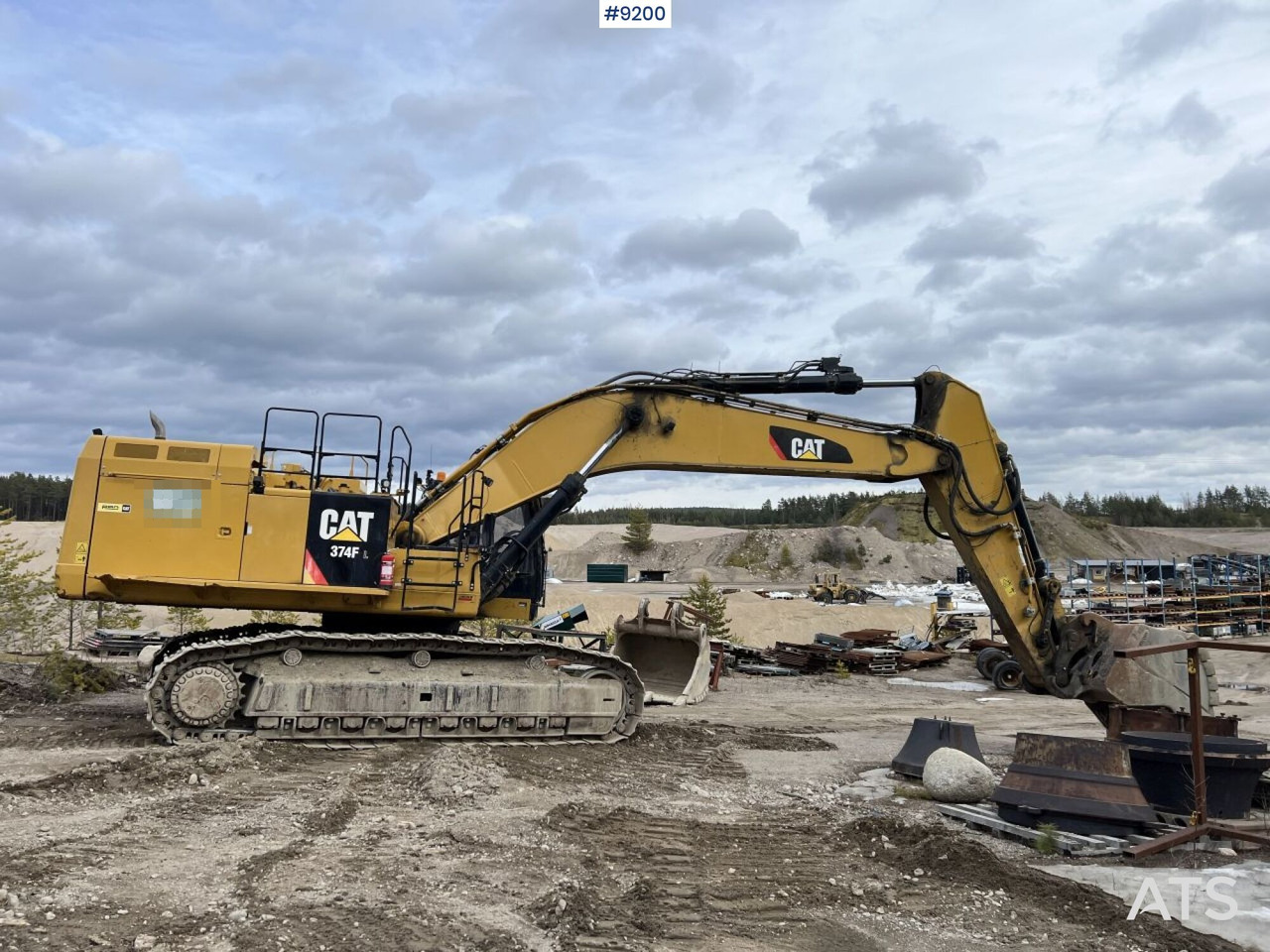 Ekskavaator CAT 374 FL crawler excavator with bucket (VIDEO): pilt 7