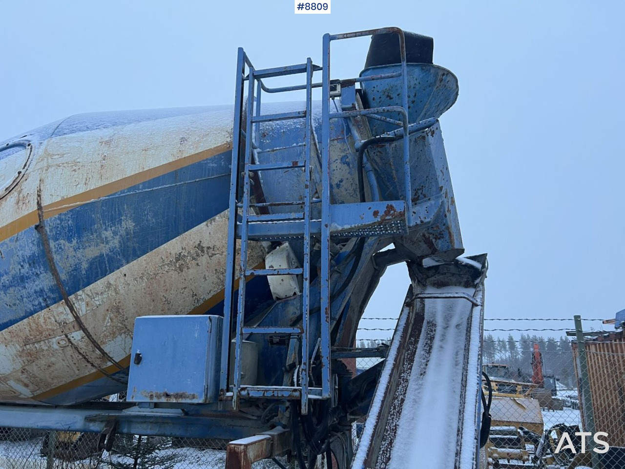 Concrete rotator 6 m3 with Laxo attachment - Betoonisegisti trummel: pilt 5 Concrete rotator 6 m3 with Laxo attachment - Betoonisegisti trummel: pilt 5