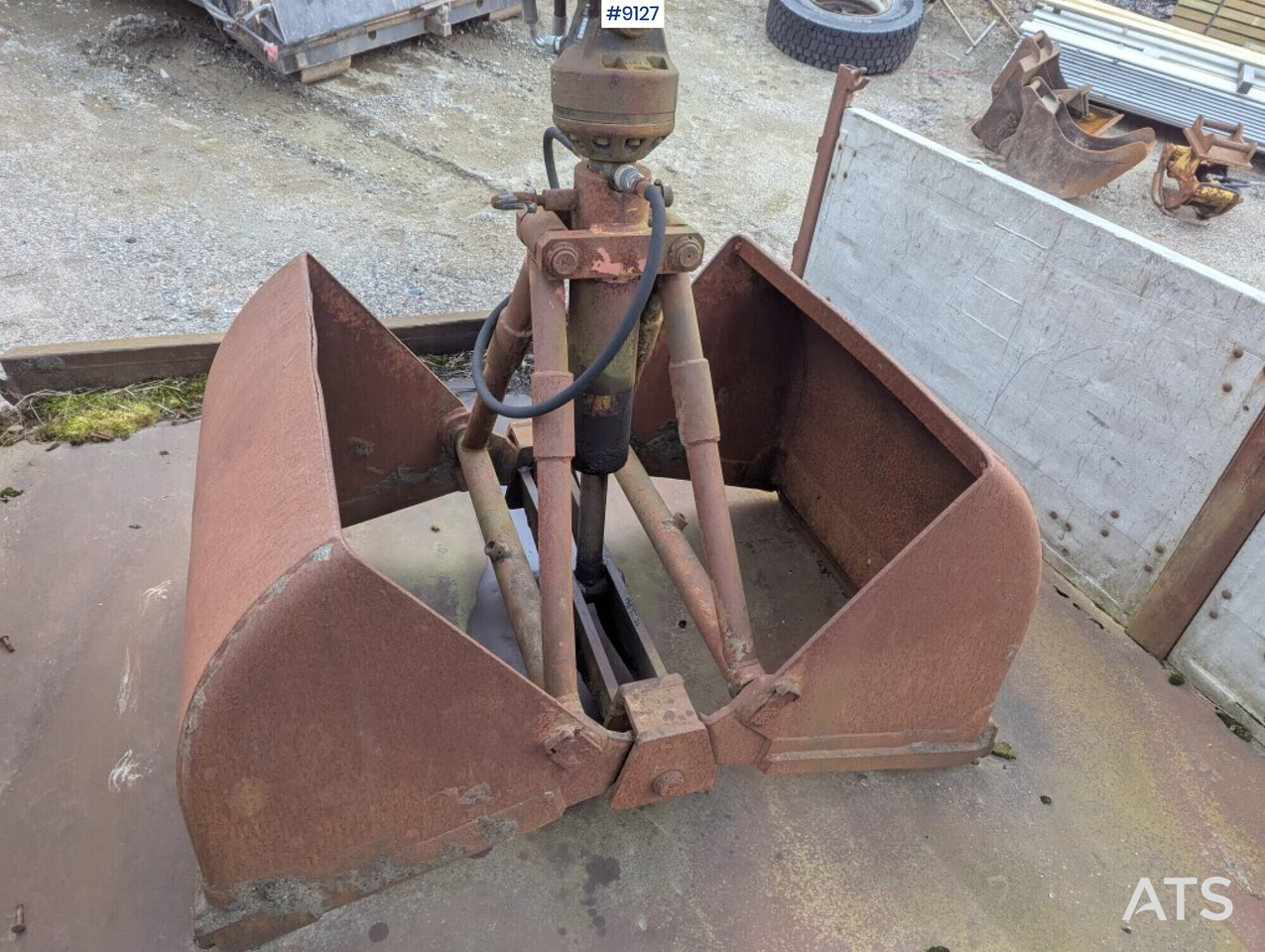 Crane flatbed Palfinger with rotator and bucket - Madelkasti, Kraanaga veoauto: pilt 5 Crane flatbed Palfinger with rotator and bucket - Madelkasti, Kraanaga veoauto: pilt 5