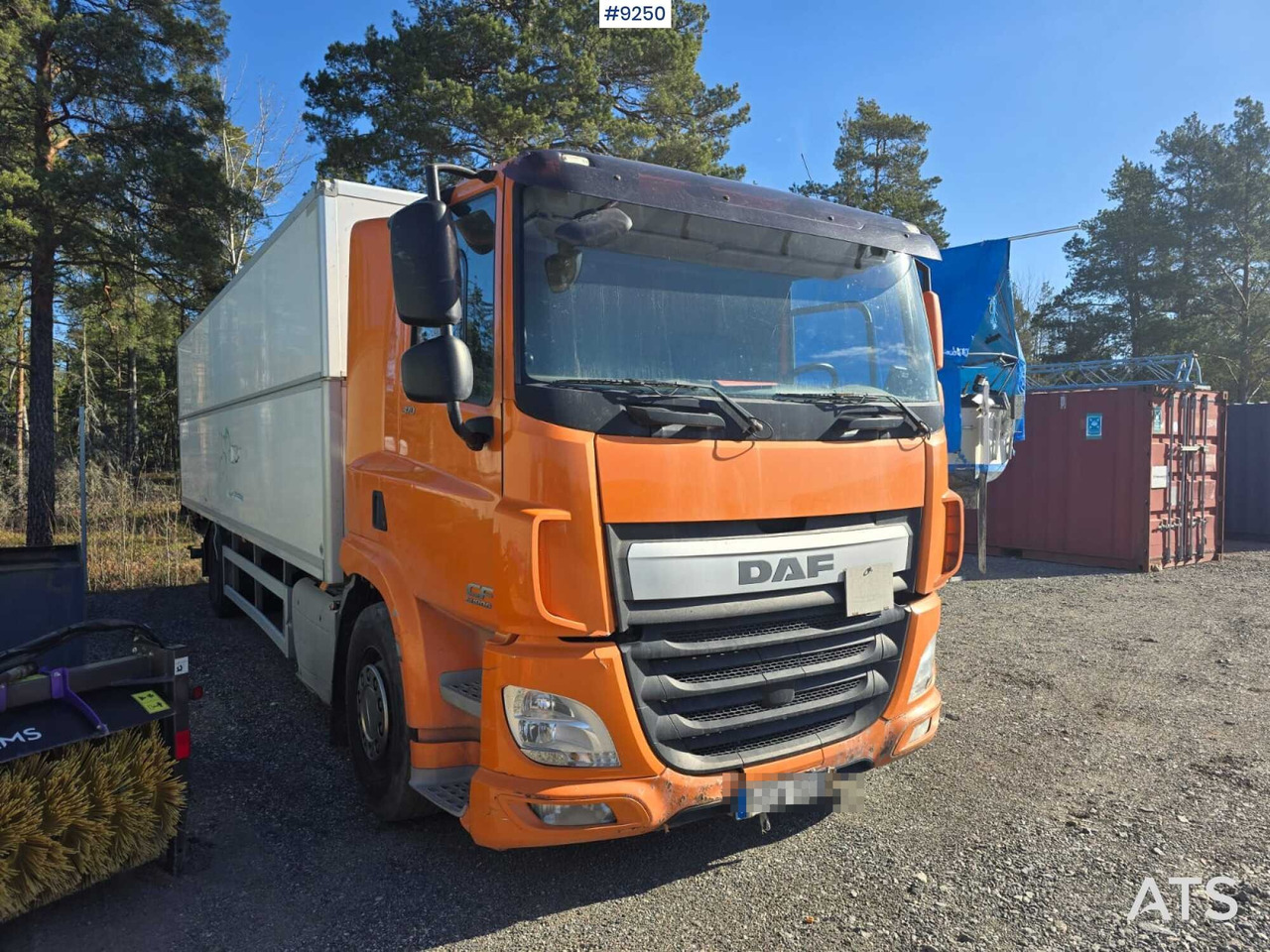 DAF CF 370Y Box truck, Height adjustable box - Kasti veoauto: pilt 2 DAF CF 370Y Box truck, Height adjustable box - Kasti veoauto: pilt 2