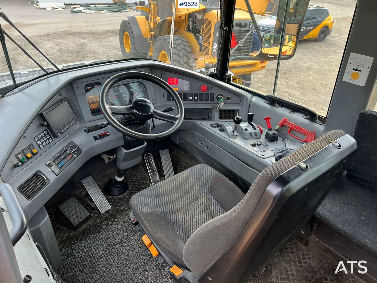 Dumper Volvo A25D 6X6 (SEE VIDEO) - Liigendkallur: pilt 5 Dumper Volvo A25D 6X6 (SEE VIDEO) - Liigendkallur: pilt 5