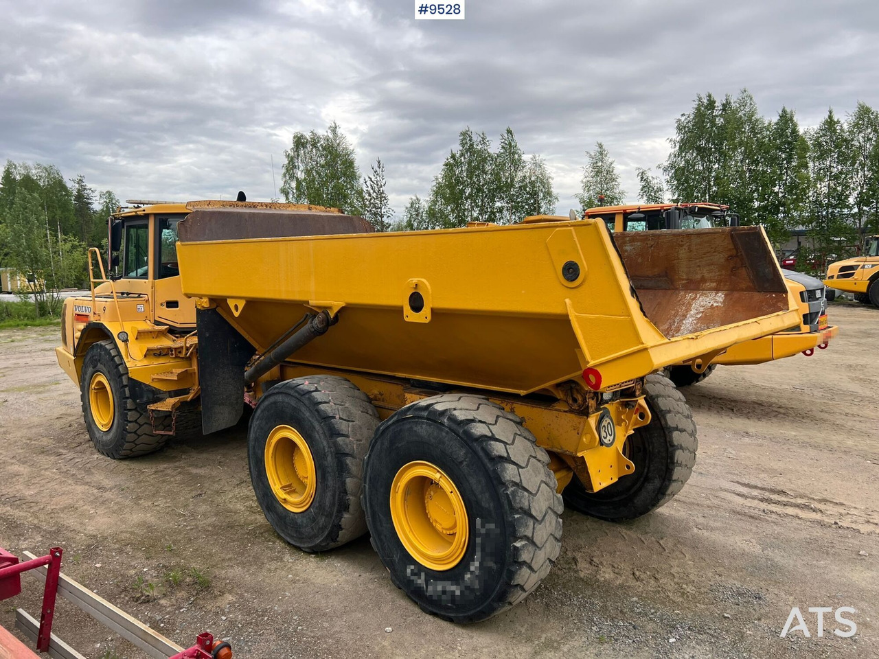 Dumper Volvo A25D 6X6 (SEE VIDEO) - Liigendkallur: pilt 3 Dumper Volvo A25D 6X6 (SEE VIDEO) - Liigendkallur: pilt 3