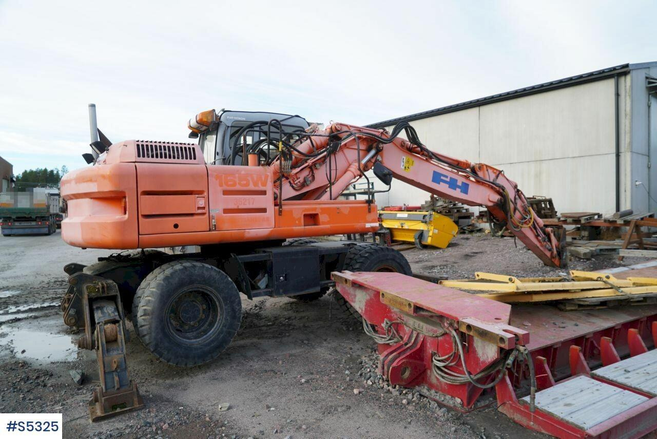 EXCAVATOR Hitachi  EX165W with tools liising EXCAVATOR Hitachi  EX165W with tools: pilt 8
