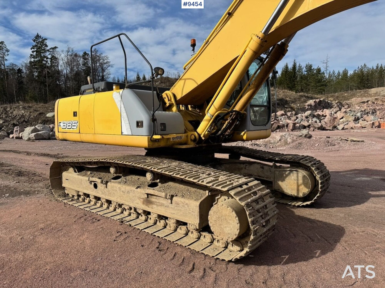 Excavator New Holland E385 - Lintekskavaator: pilt 4 Excavator New Holland E385 - Lintekskavaator: pilt 4