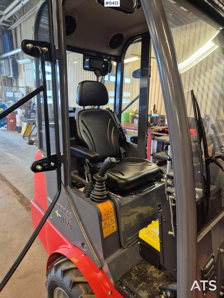 FLEXITRAC 1126 Skid steer loader with only 7 hours - Minilaadur: pilt 3 FLEXITRAC 1126 Skid steer loader with only 7 hours - Minilaadur: pilt 3