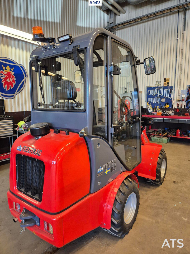 FLEXITRAC 1126 Skid steer loader with only 7 hours - Minilaadur: pilt 4 FLEXITRAC 1126 Skid steer loader with only 7 hours - Minilaadur: pilt 4