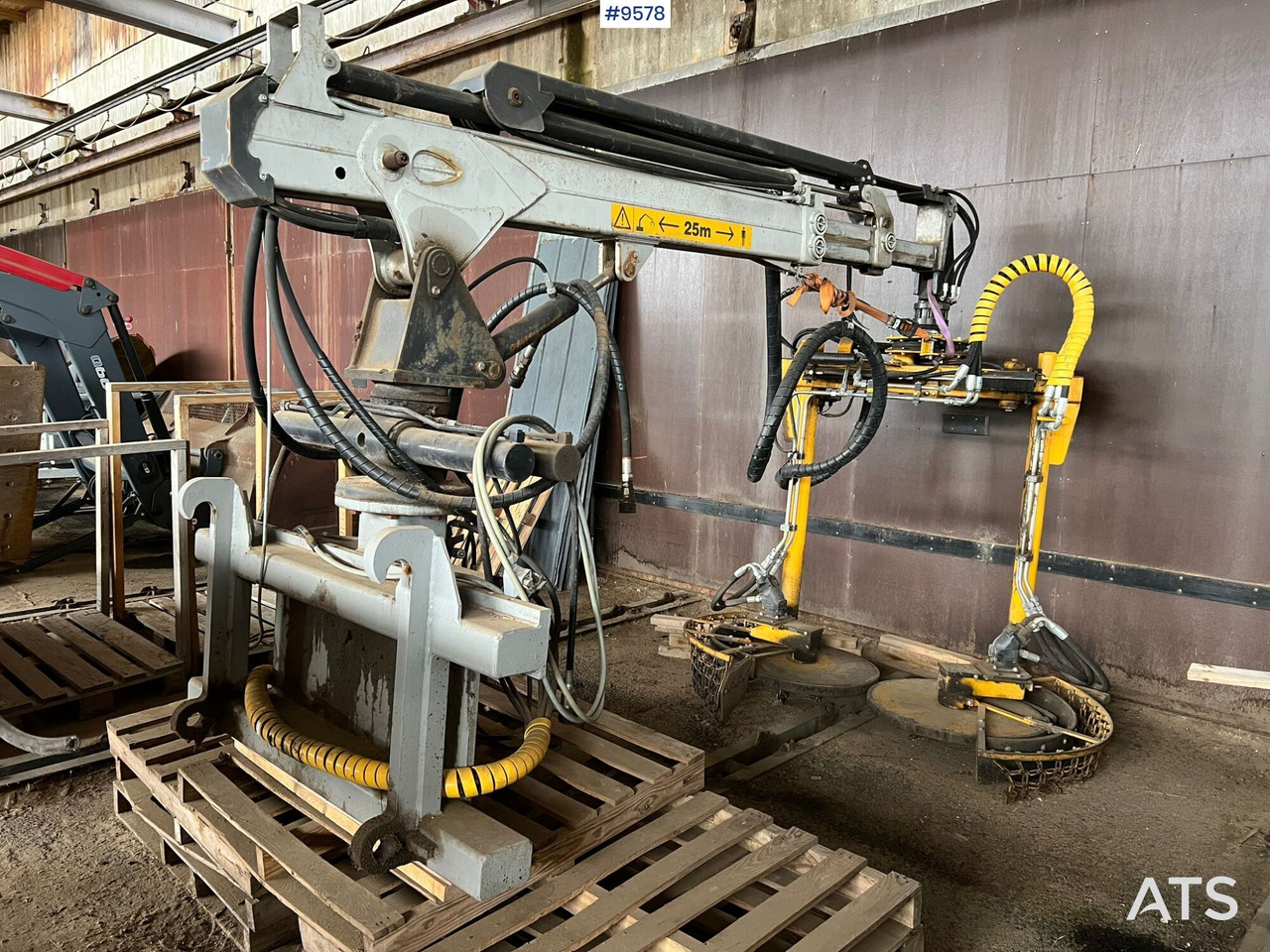 Fencecutter Hinnagårds T125B with Cranab crane - Aiaseadmed: pilt 1 Fencecutter Hinnagårds T125B with Cranab crane - Aiaseadmed: pilt 1