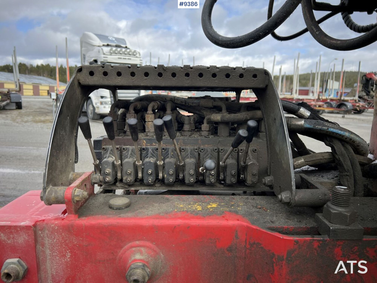 HIAB LOGLIFT F108 ST 96 Timber crane / logging crane - Kraana-manipulaator: pilt 5 HIAB LOGLIFT F108 ST 96 Timber crane / logging crane - Kraana-manipulaator: pilt 5