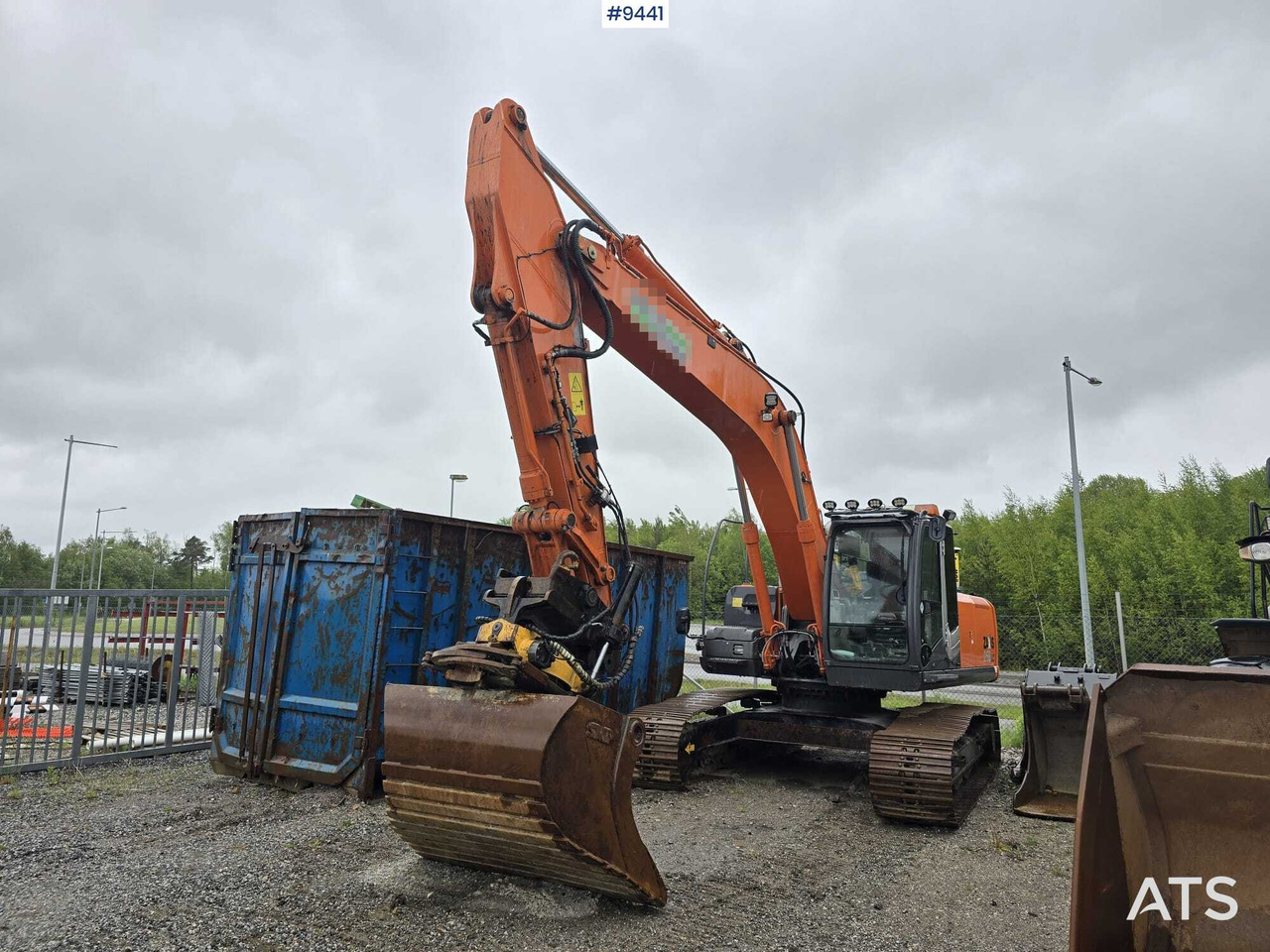 Hitachi ZX 250 LC-3 - Lintekskavaator: pilt 1 Hitachi ZX 250 LC-3 - Lintekskavaator: pilt 1
