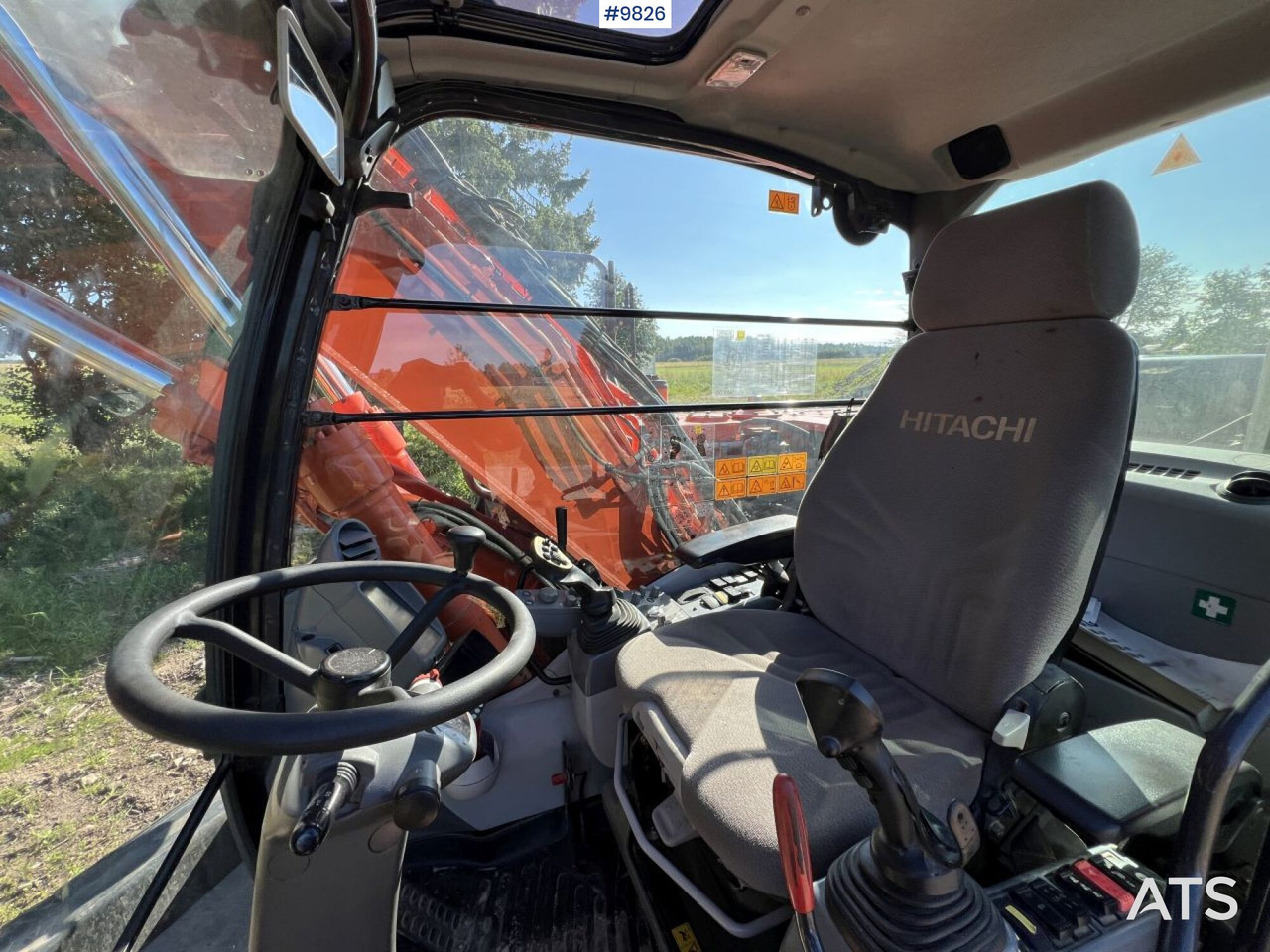 Ratastel ekskavaator Hitachi ZX140 W-5B with rotor and planer bucket: pilt 6 Ratastel ekskavaator Hitachi ZX140 W-5B with rotor and planer bucket: pilt 6