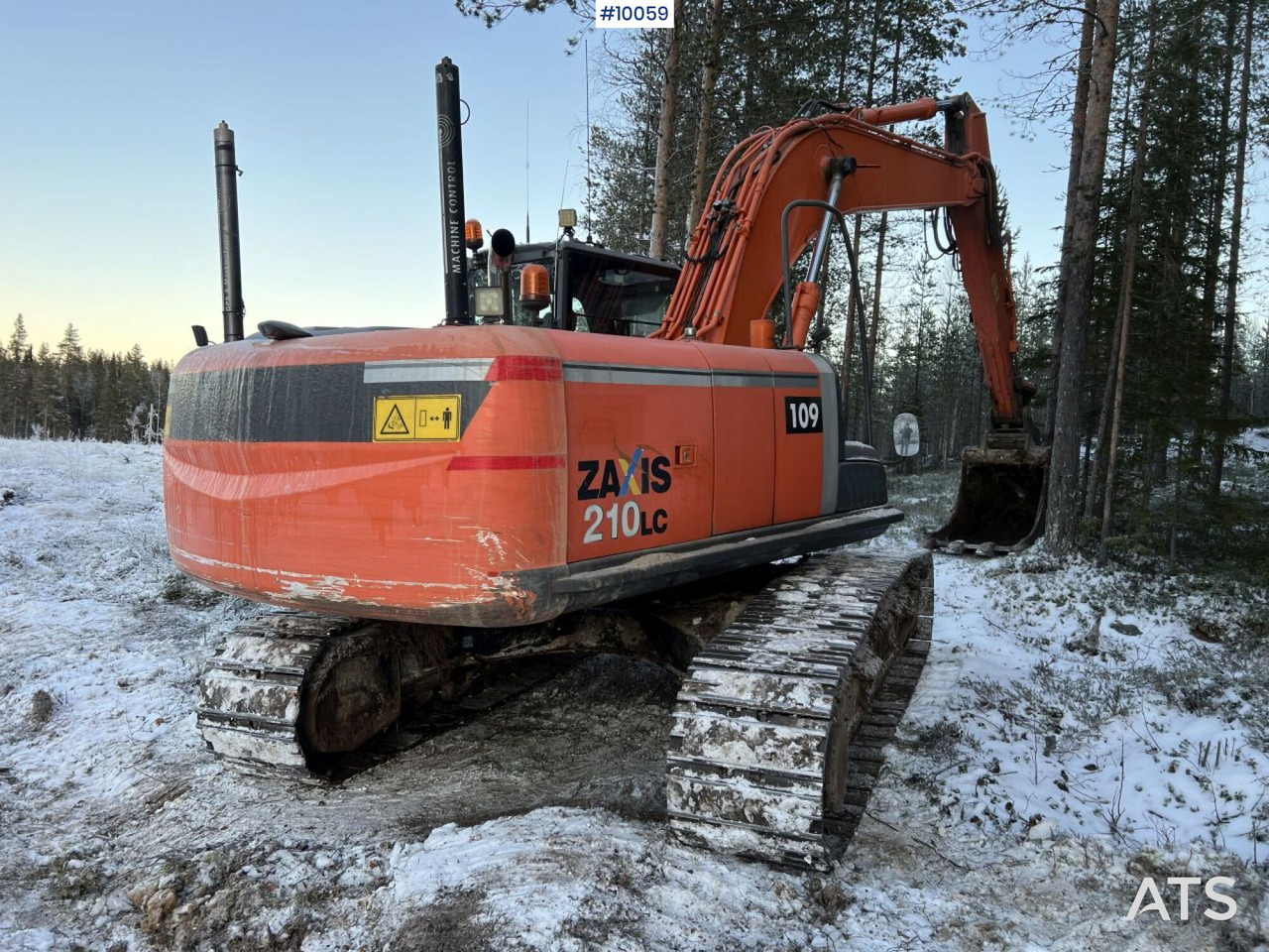 Hitachi ZX210LC-3 Excavator with rotor and tooth bucket - Lintekskavaator: pilt 4 Hitachi ZX210LC-3 Excavator with rotor and tooth bucket - Lintekskavaator: pilt 4