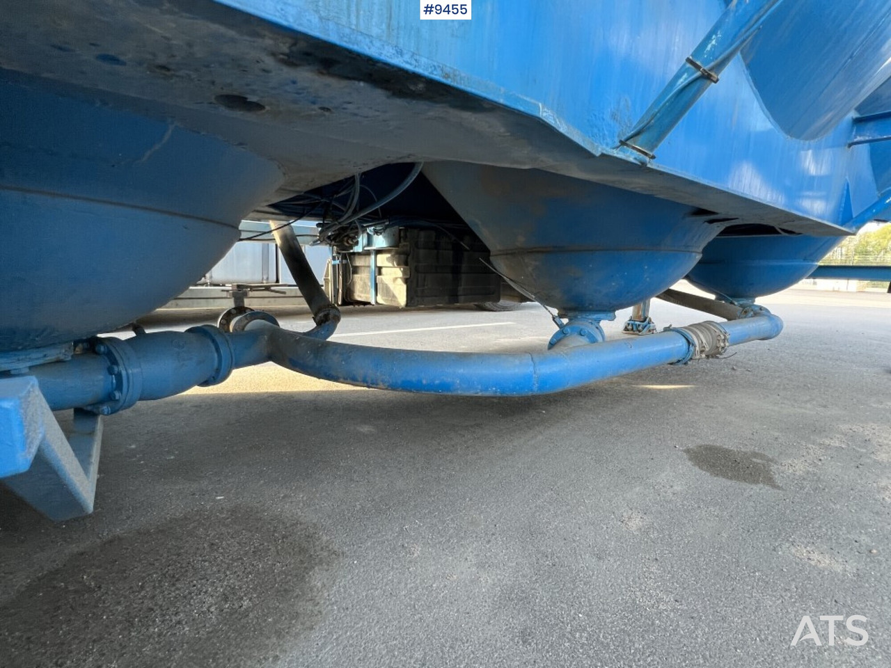 INTERCONSULT Bulk trailer - Silo poolhaagis: pilt 4 INTERCONSULT Bulk trailer - Silo poolhaagis: pilt 4