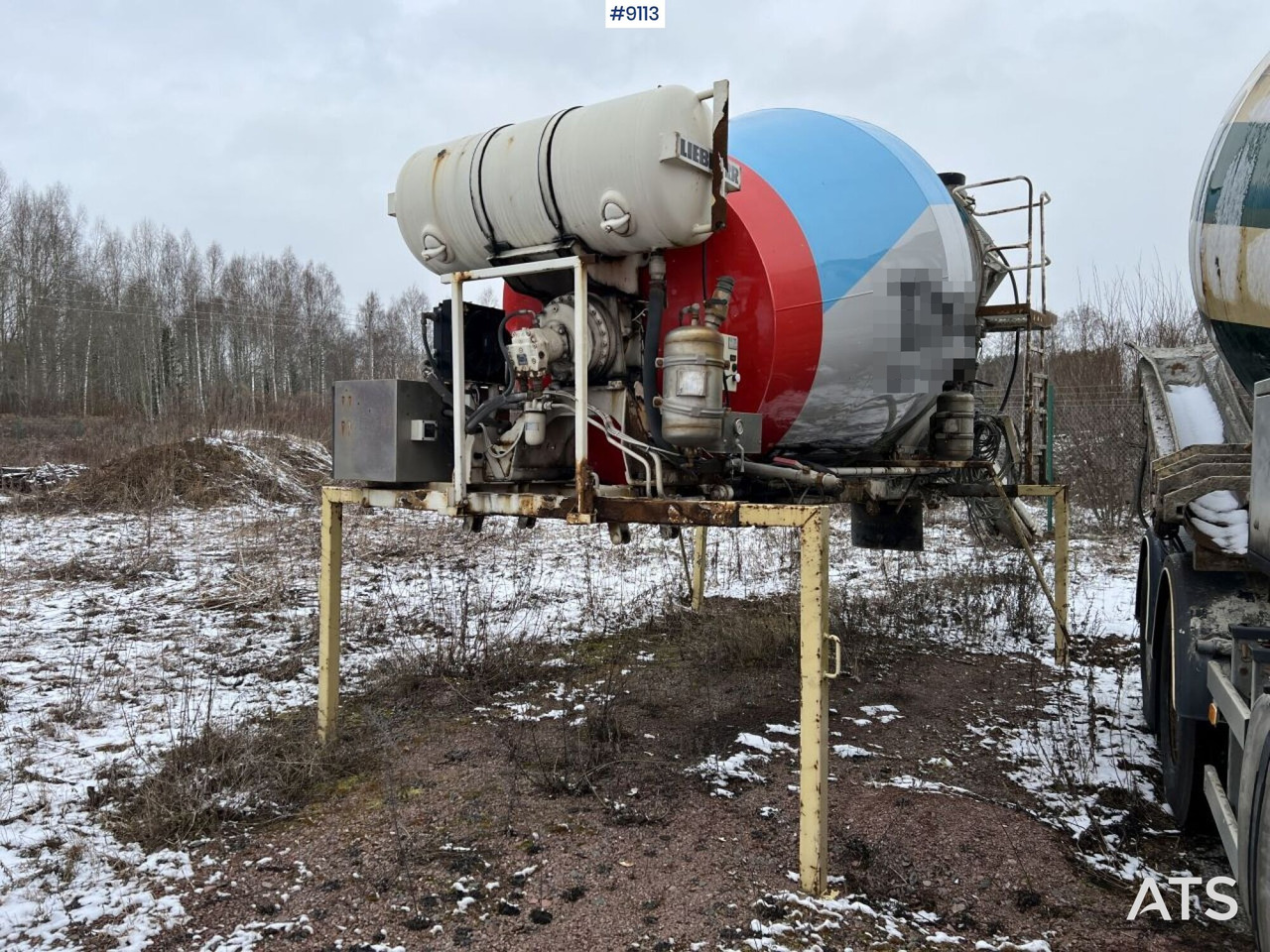 Liebherr Concrete Mixer at Laxoram - Betoonisegisti trummel: pilt 2 Liebherr Concrete Mixer at Laxoram - Betoonisegisti trummel: pilt 2