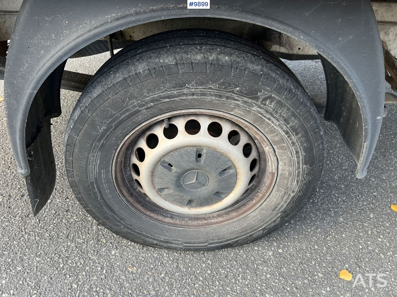 Tarbesõiduk furgoon Mercedes Benz Sprinter Skåpbil med bakgavellyft: pilt 17