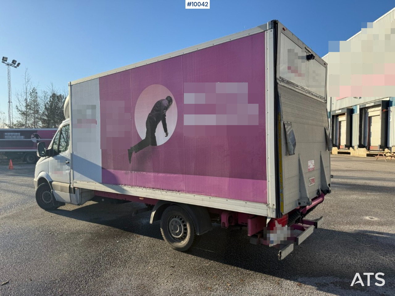 Mercedes Benz Sprinter with tail lift - Tarbesõiduk furgoon: pilt 3 Mercedes Benz Sprinter with tail lift - Tarbesõiduk furgoon: pilt 3