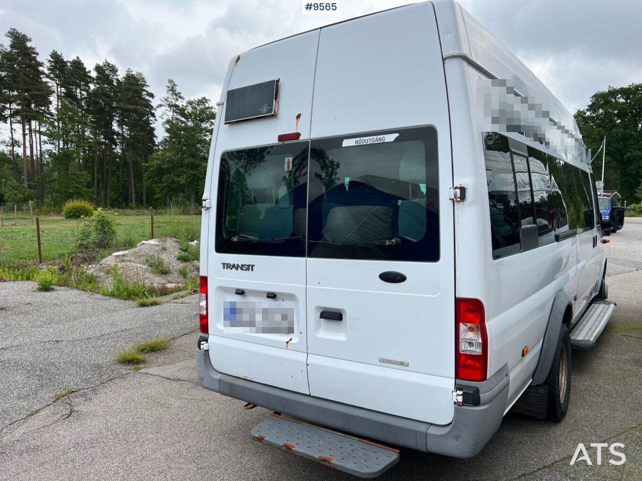 Minibus - 16-seater bus - FORD TRANSIT 430L 17-P B - Väikebuss, Mikrobuss: pilt 3 Minibus - 16-seater bus - FORD TRANSIT 430L 17-P B - Väikebuss, Mikrobuss: pilt 3