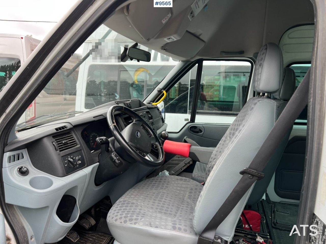 Minibus - 16-seater bus - FORD TRANSIT 430L 17-P B - Väikebuss, Mikrobuss: pilt 5 Minibus - 16-seater bus - FORD TRANSIT 430L 17-P B - Väikebuss, Mikrobuss: pilt 5