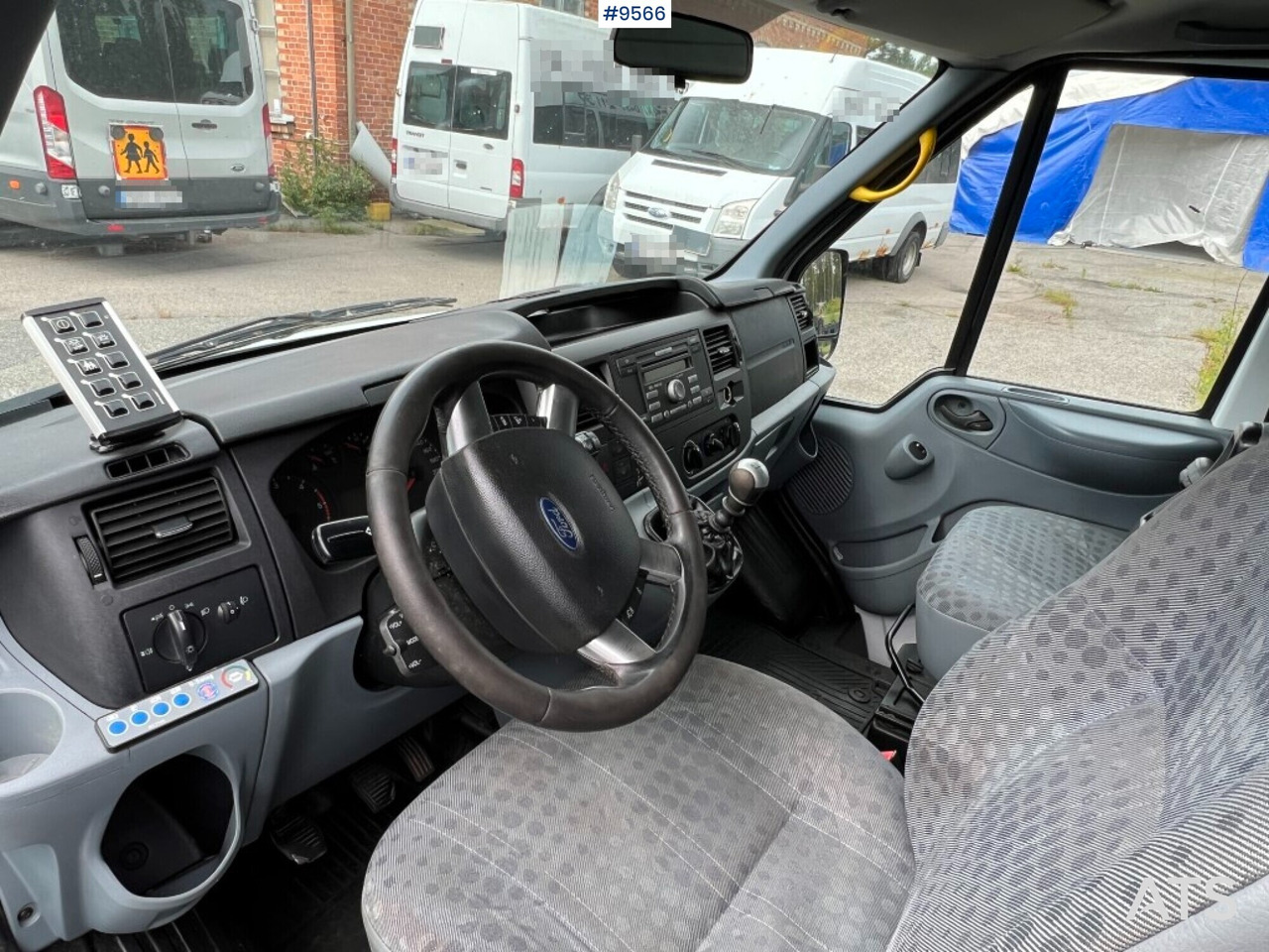 Minibus- Ford FDG6 Transit- Sold newly inspected - Väikebuss, Mikrobuss: pilt 4 Minibus- Ford FDG6 Transit- Sold newly inspected - Väikebuss, Mikrobuss: pilt 4
