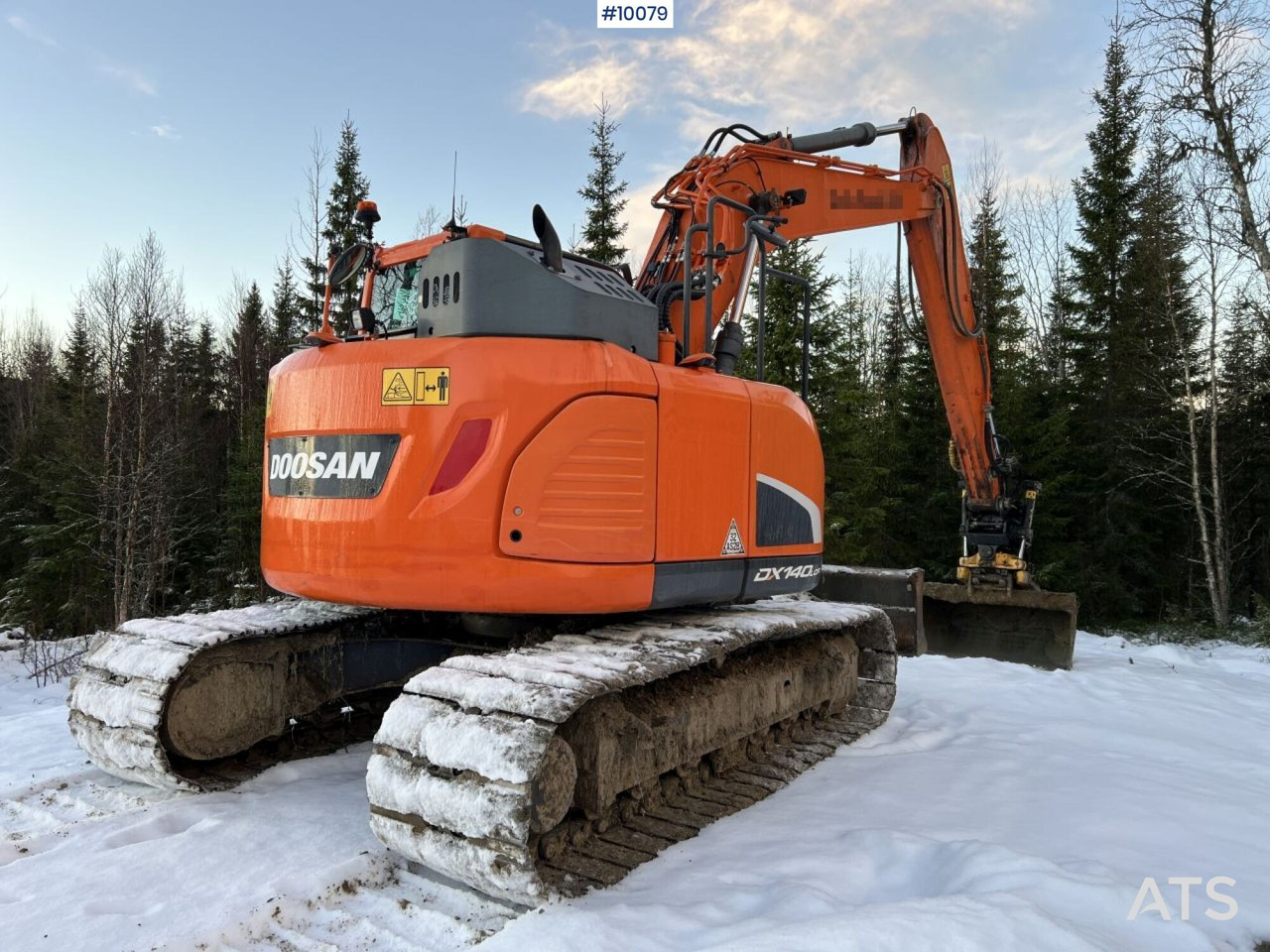 DOOSAN DX140LCR-5 Excavator with Rotor and Buckets - Muu seadmestik: pilt 3 DOOSAN DX140LCR-5 Excavator with Rotor and Buckets - Muu seadmestik: pilt 3