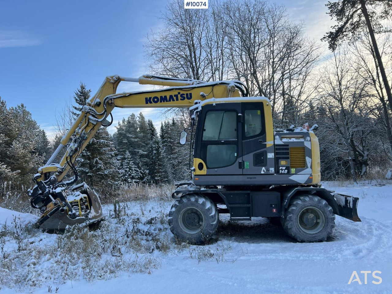 Komatsu PW148 Wheeled excavator with rotor and buckets - Muu seadmestik: pilt 1 Komatsu PW148 Wheeled excavator with rotor and buckets - Muu seadmestik: pilt 1