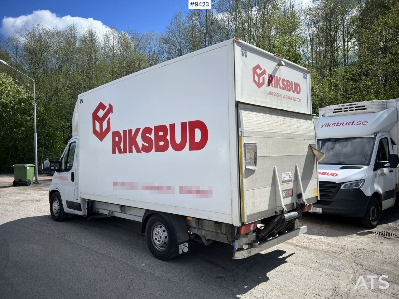 PEUGOT BOXER Box Truck with refrigeration unit and Tail Lift - Kasti veoauto: pilt 5 PEUGOT BOXER Box Truck with refrigeration unit and Tail Lift - Kasti veoauto: pilt 5
