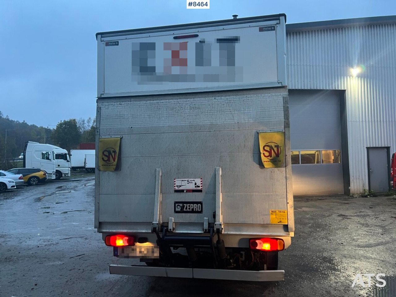 Renault master with tail lift - Tarbesõiduk furgoon: pilt 3 Renault master with tail lift - Tarbesõiduk furgoon: pilt 3