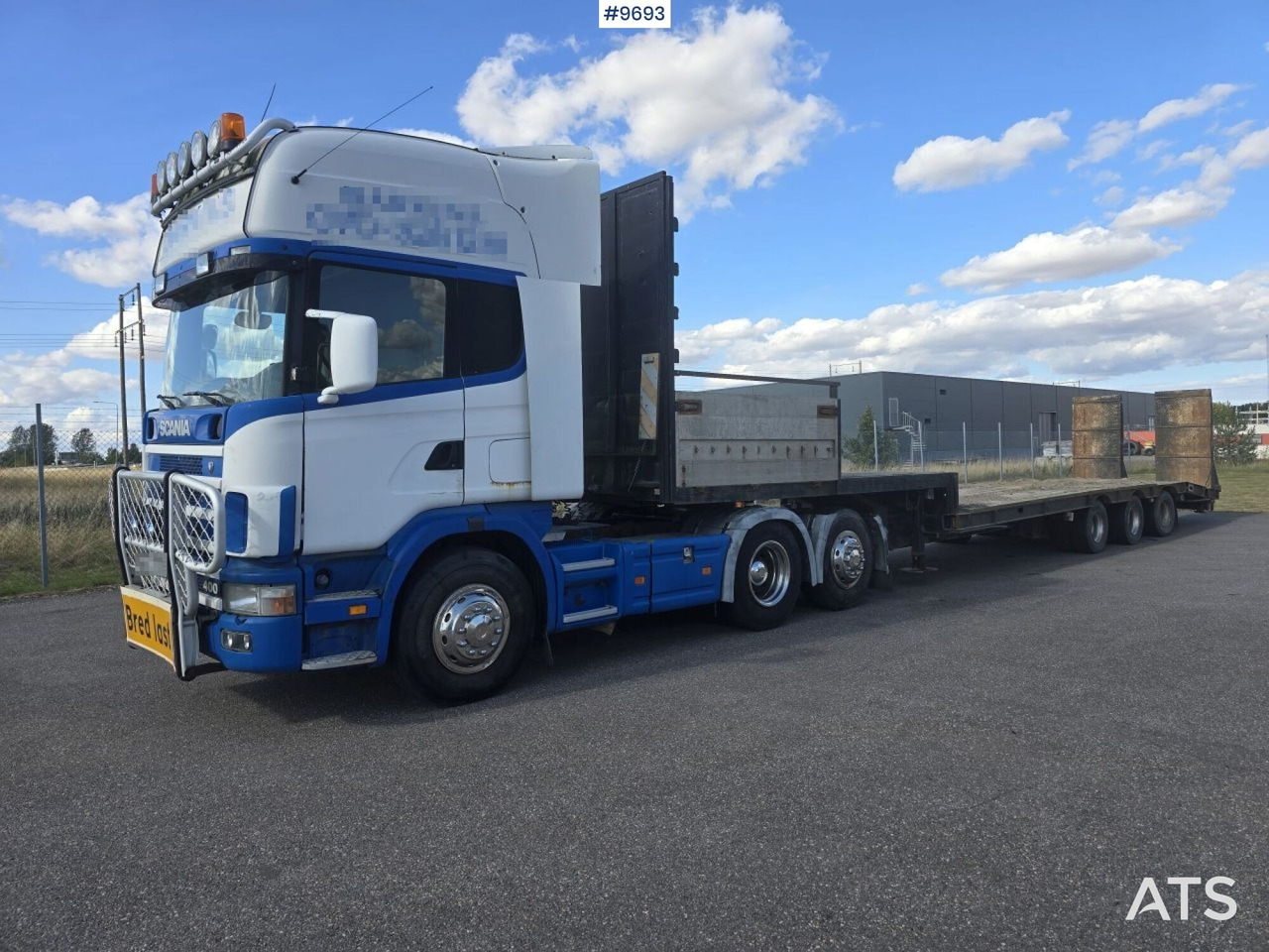 Scania dragbil med maskintrailer - Sadulveok, Treilerpoolhaagis: pilt 1 Scania dragbil med maskintrailer - Sadulveok, Treilerpoolhaagis: pilt 1