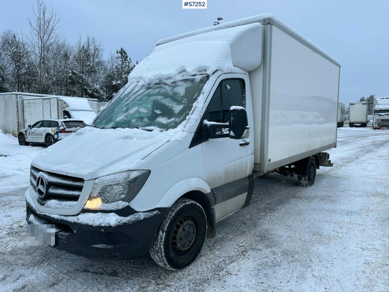 Sprinter box truck Mercedes Benz with Tailgate lift - Tarbesõiduk furgoon: pilt 3 Sprinter box truck Mercedes Benz with Tailgate lift - Tarbesõiduk furgoon: pilt 3