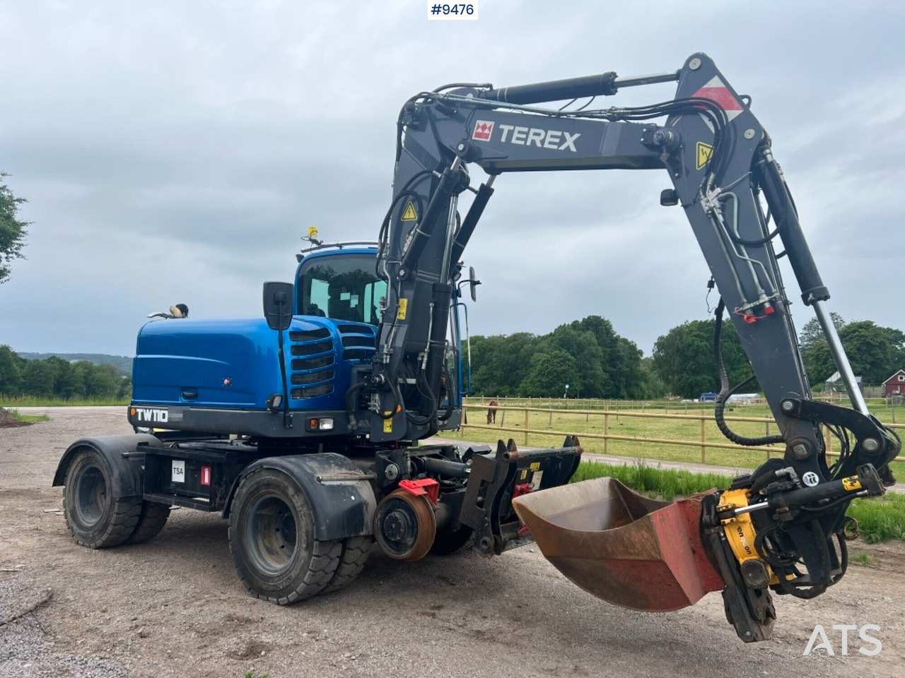 Terex TW 110 Railway machine (VIDEO) - Ratastel ekskavaator: pilt 2 Terex TW 110 Railway machine (VIDEO) - Ratastel ekskavaator: pilt 2