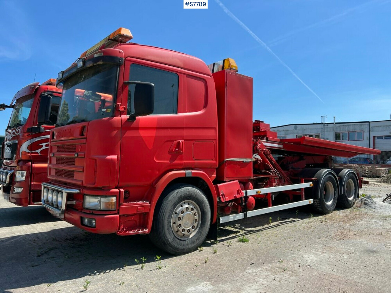 Tow truck with suspension device SCANIA R144 6X4 - Puksiirauto: pilt 1 Tow truck with suspension device SCANIA R144 6X4 - Puksiirauto: pilt 1