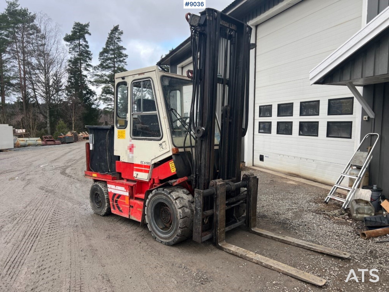 Truck Kalmar EB 4-500 with battery charger and extra tire - Kahveltõstuk: pilt 1 Truck Kalmar EB 4-500 with battery charger and extra tire - Kahveltõstuk: pilt 1