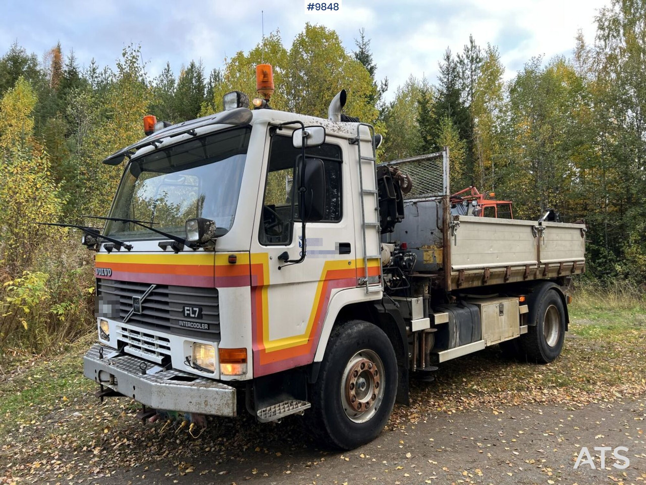 VOLVO FL7 4X2 Crane truck/Dump truck with Hiab071 crane - Kallurauto, Kraanaga veoauto: pilt 1 VOLVO FL7 4X2 Crane truck/Dump truck with Hiab071 crane - Kallurauto, Kraanaga veoauto: pilt 1