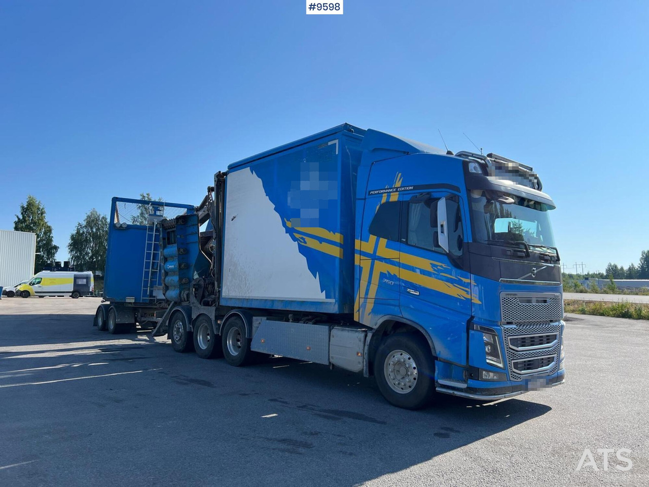 Volvo FH16 8*4 Bruks wood chipper - Kallurauto, Kraanaga veoauto: pilt 2 Volvo FH16 8*4 Bruks wood chipper - Kallurauto, Kraanaga veoauto: pilt 2
