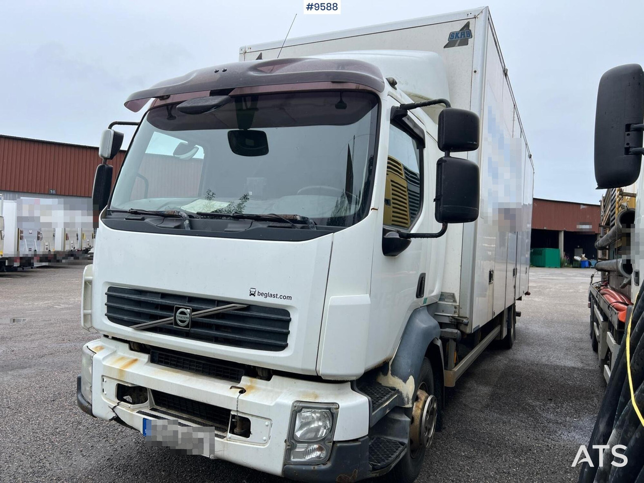 Volvo FL 280 4x2 Box Truck with loading ramps - Kasti veoauto: pilt 2 Volvo FL 280 4x2 Box Truck with loading ramps - Kasti veoauto: pilt 2