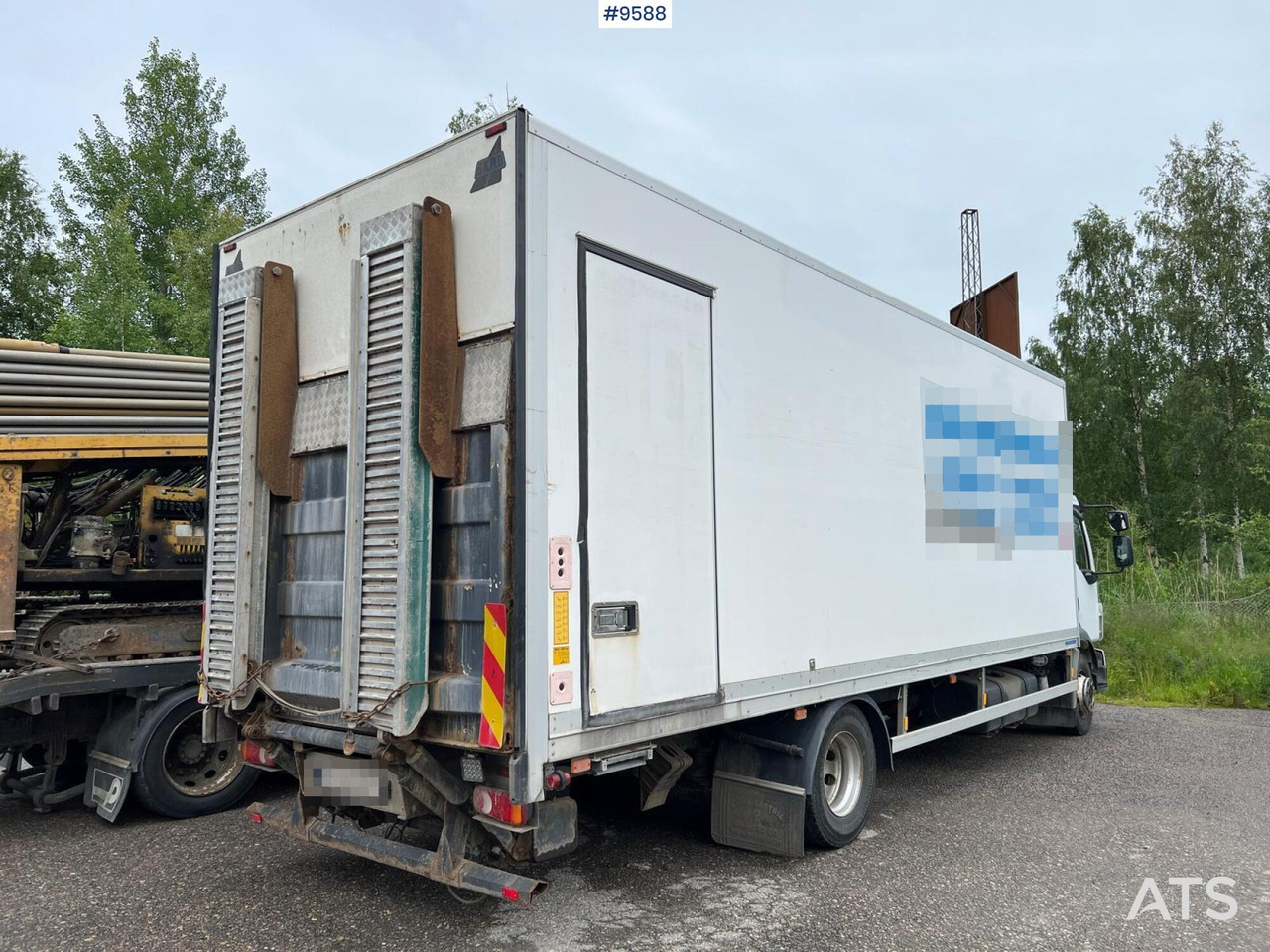 Volvo FL 280 4x2 Box Truck with loading ramps - Kasti veoauto: pilt 3 Volvo FL 280 4x2 Box Truck with loading ramps - Kasti veoauto: pilt 3