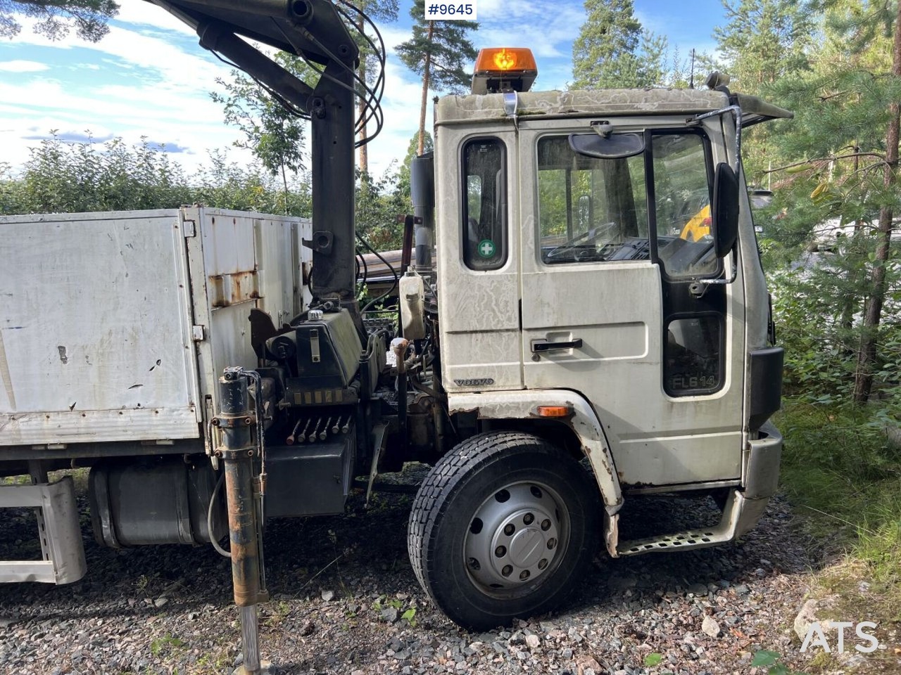 Volvo FL 614 4X2 Crane truck Repair object (VIDEO) - Madelveok/ Platvormveok, Kraanaga veoauto: pilt 4 Volvo FL 614 4X2 Crane truck Repair object (VIDEO) - Madelveok/ Platvormveok, Kraanaga veoauto: pilt 4