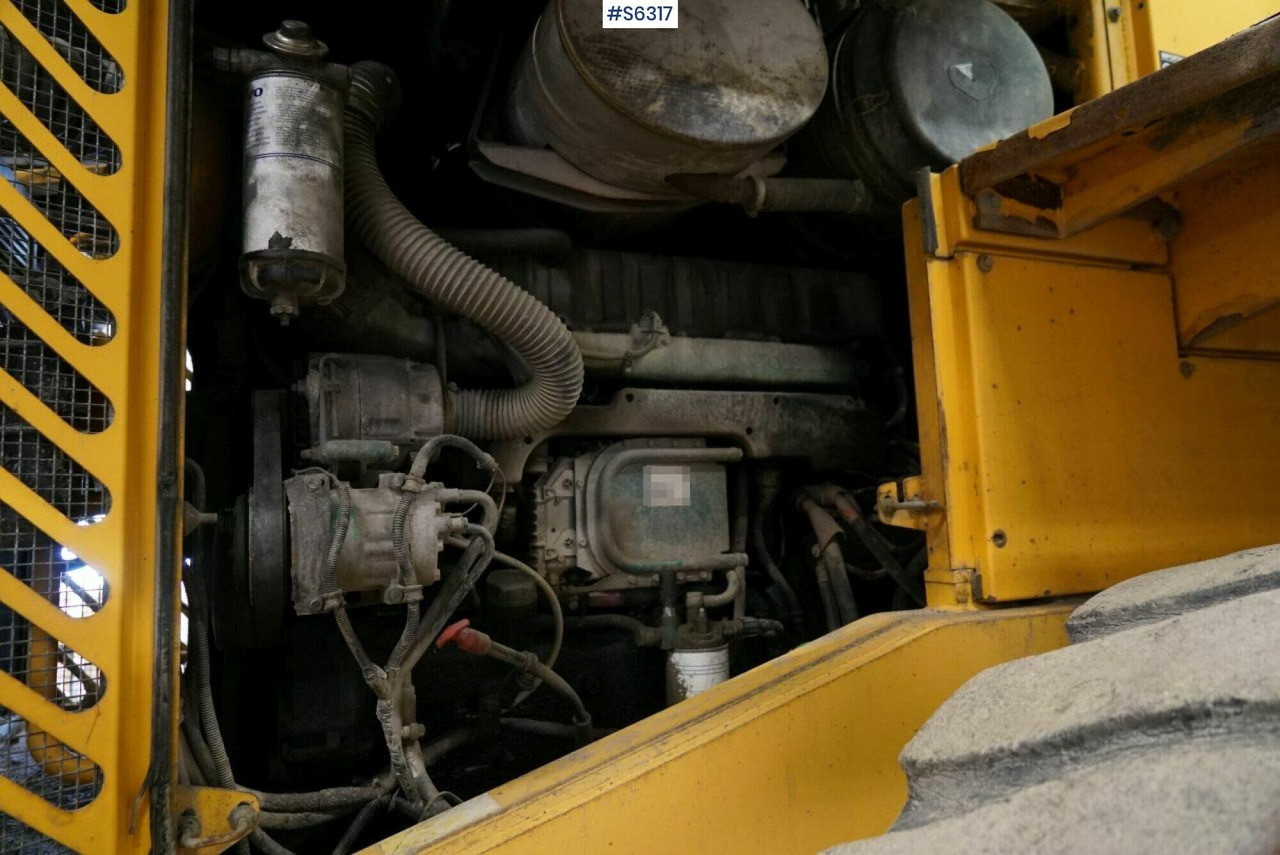 WHEEL LOADER VOLVO L220 E - Rataslaadur: pilt 4 WHEEL LOADER VOLVO L220 E - Rataslaadur: pilt 4