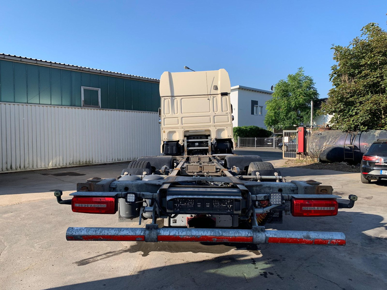 DAF XF 480 SSC LL BDF *Retader/2xTank/ACC/Lift/AHK - Kabiinišassiiga veoauto: pilt 3 DAF XF 480 SSC LL BDF *Retader/2xTank/ACC/Lift/AHK - Kabiinišassiiga veoauto: pilt 3