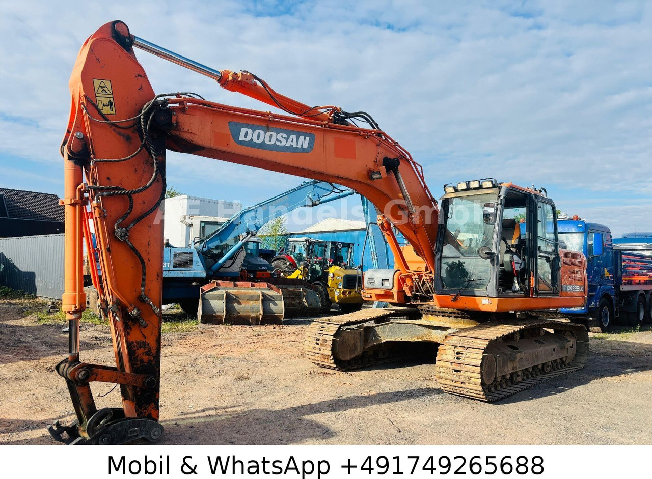 Doosan DX 225LC-3 *Monoausleger/Klima/Kamera - Lintekskavaator: pilt 2 Doosan DX 225LC-3 *Monoausleger/Klima/Kamera - Lintekskavaator: pilt 2