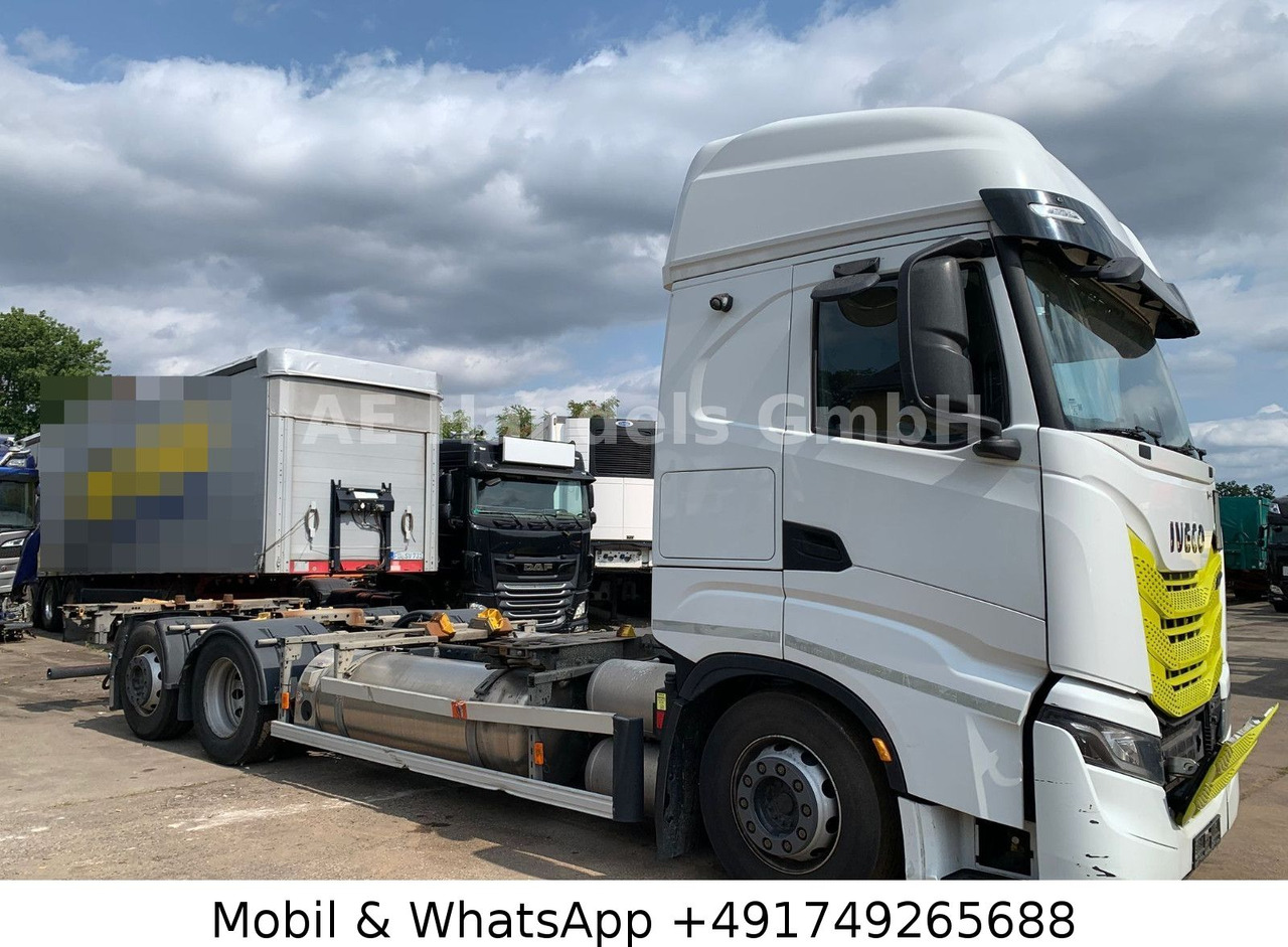 Iveco S-Way 460 LNG BDF 6x2 *Retarder/Lenk+Lift/AHK - Konteinerveduk/ Tõstukiga veoauto: pilt 2 Iveco S-Way 460 LNG BDF 6x2 *Retarder/Lenk+Lift/AHK - Konteinerveduk/ Tõstukiga veoauto: pilt 2