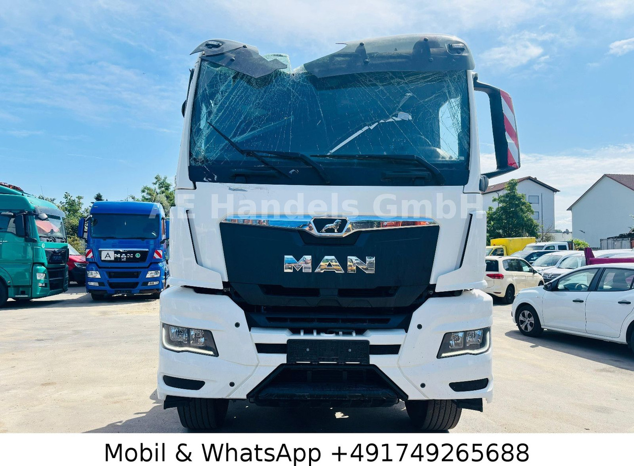 MAN TGS 32.520 GN BB 8x4 *ACC / AP / LED - Kabiinišassiiga veoauto: pilt 2 MAN TGS 32.520 GN BB 8x4 *ACC / AP / LED - Kabiinišassiiga veoauto: pilt 2